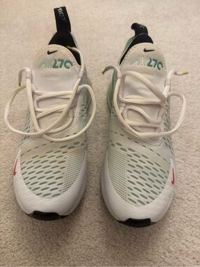Nike woman’s runner
